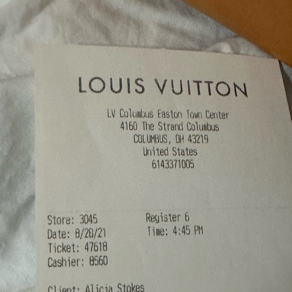 Louis Vuitton Monogram Key Pouch NWT M62650 - Picture 9 of 9